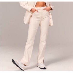 Curve Love Ultra High Rise 90s Straight Jean